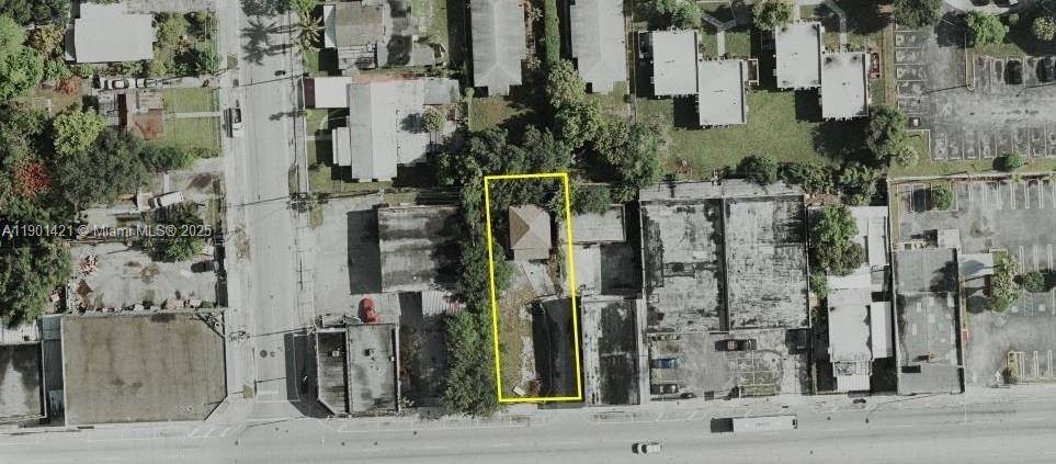 Prime development opportunity in the heart of Miami !