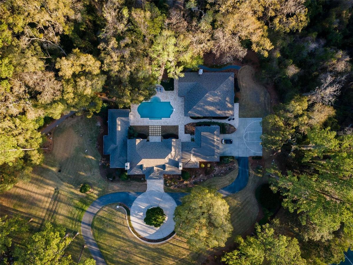 Almost 7 acre POOL estate