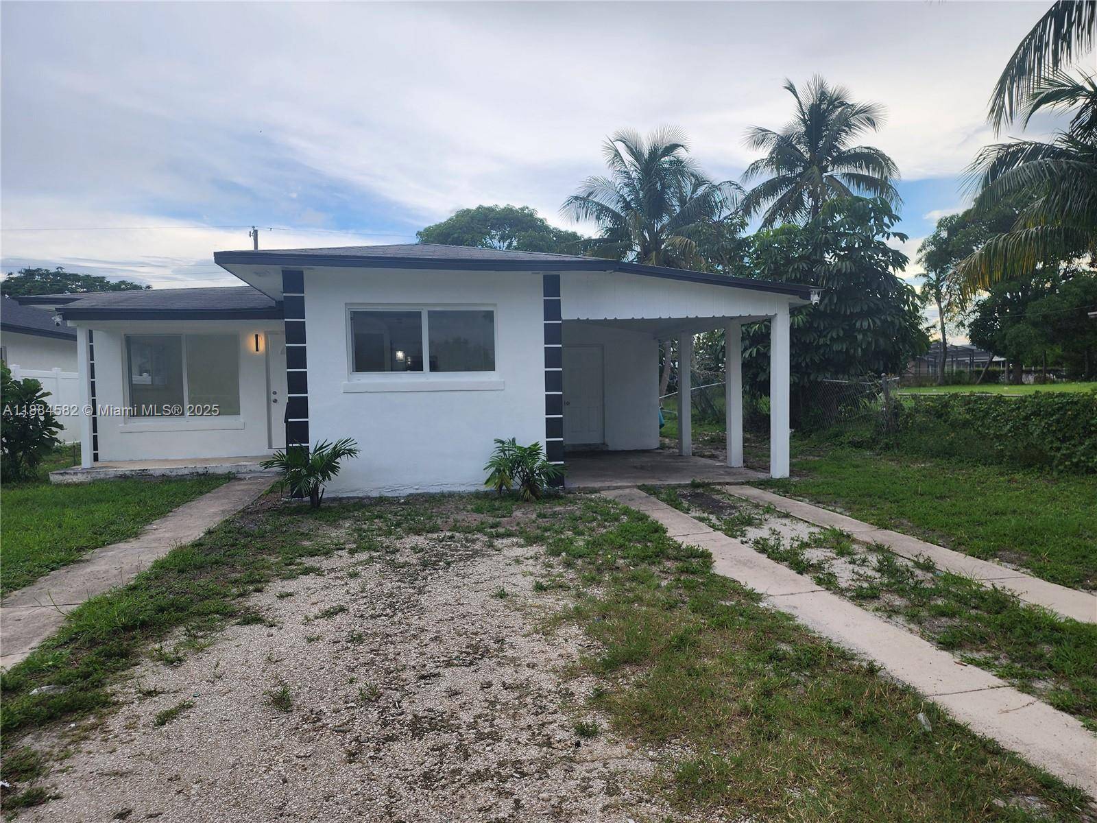 NICE 2 1 FULLY REMODELED WITH THE OPPORTUNITY TO CONVERT TO A 3 2.