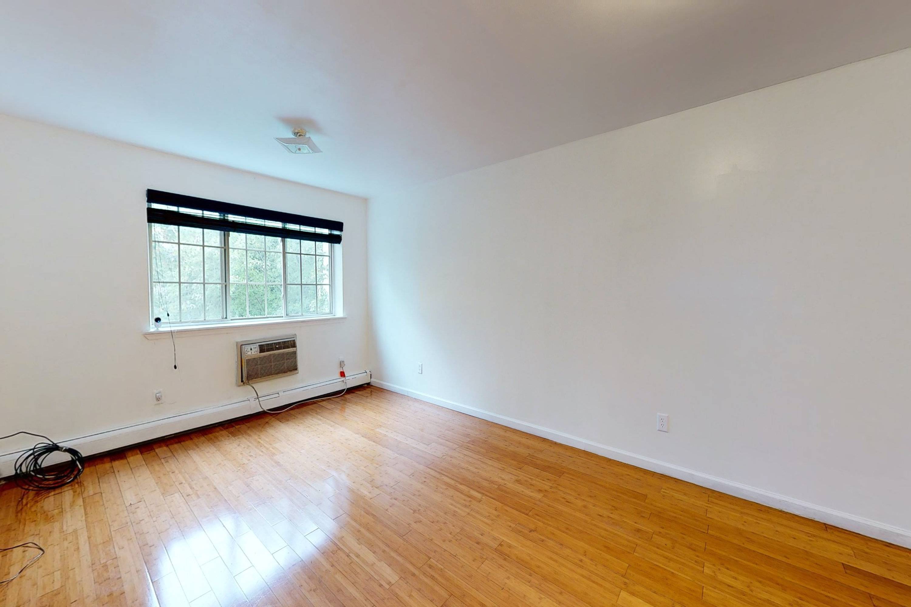 Welcome home to your extra large 3 bedroom, 2 full bath apartment on the Bedford Stuyvesant Bushwick border.