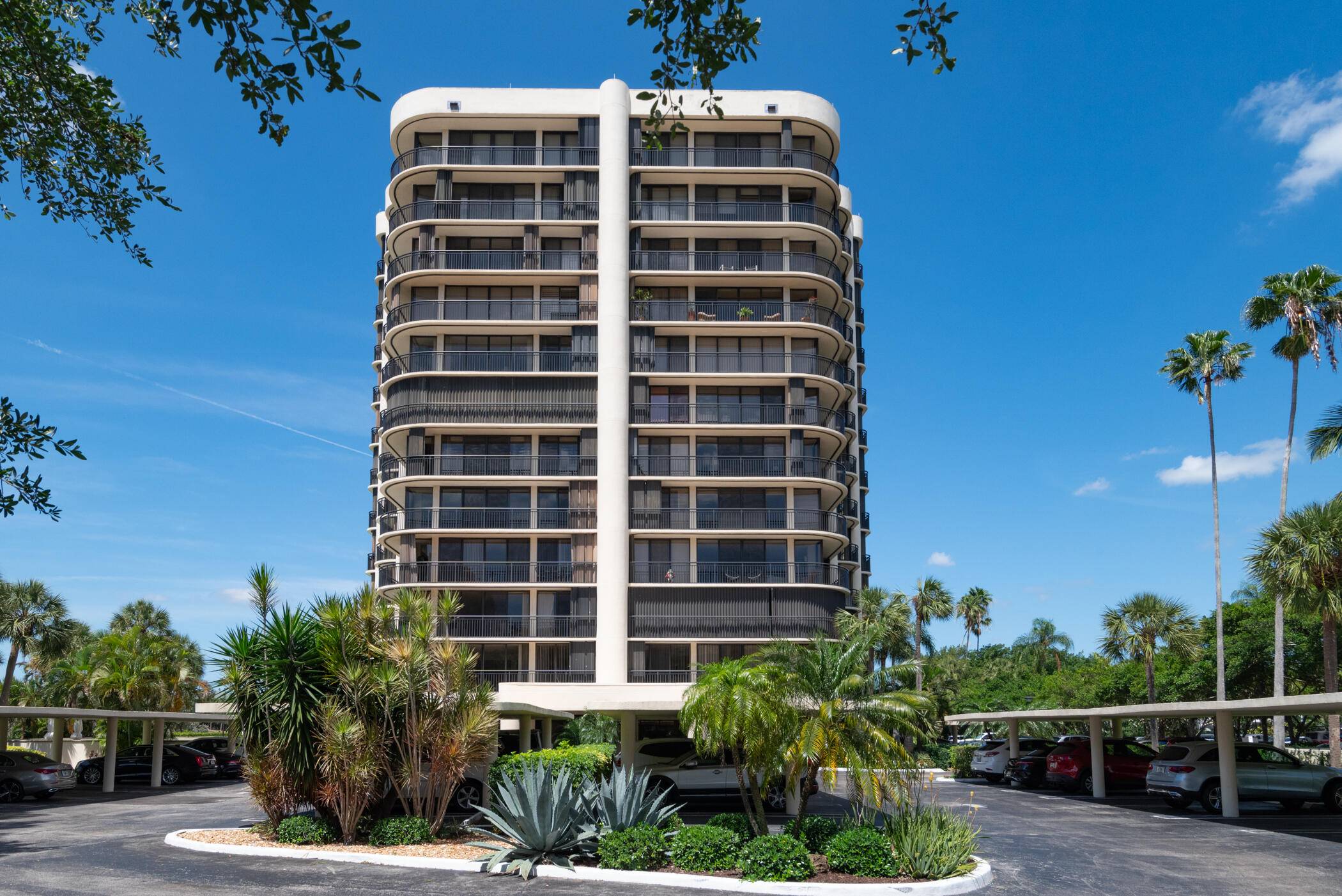 Enjoy the amazing views with over 2500sqft from beautiful huge 3 bedroom 3 full bathroom corner unit with wrap around balcony assigned covered parking in amenity filled luxury building in ...