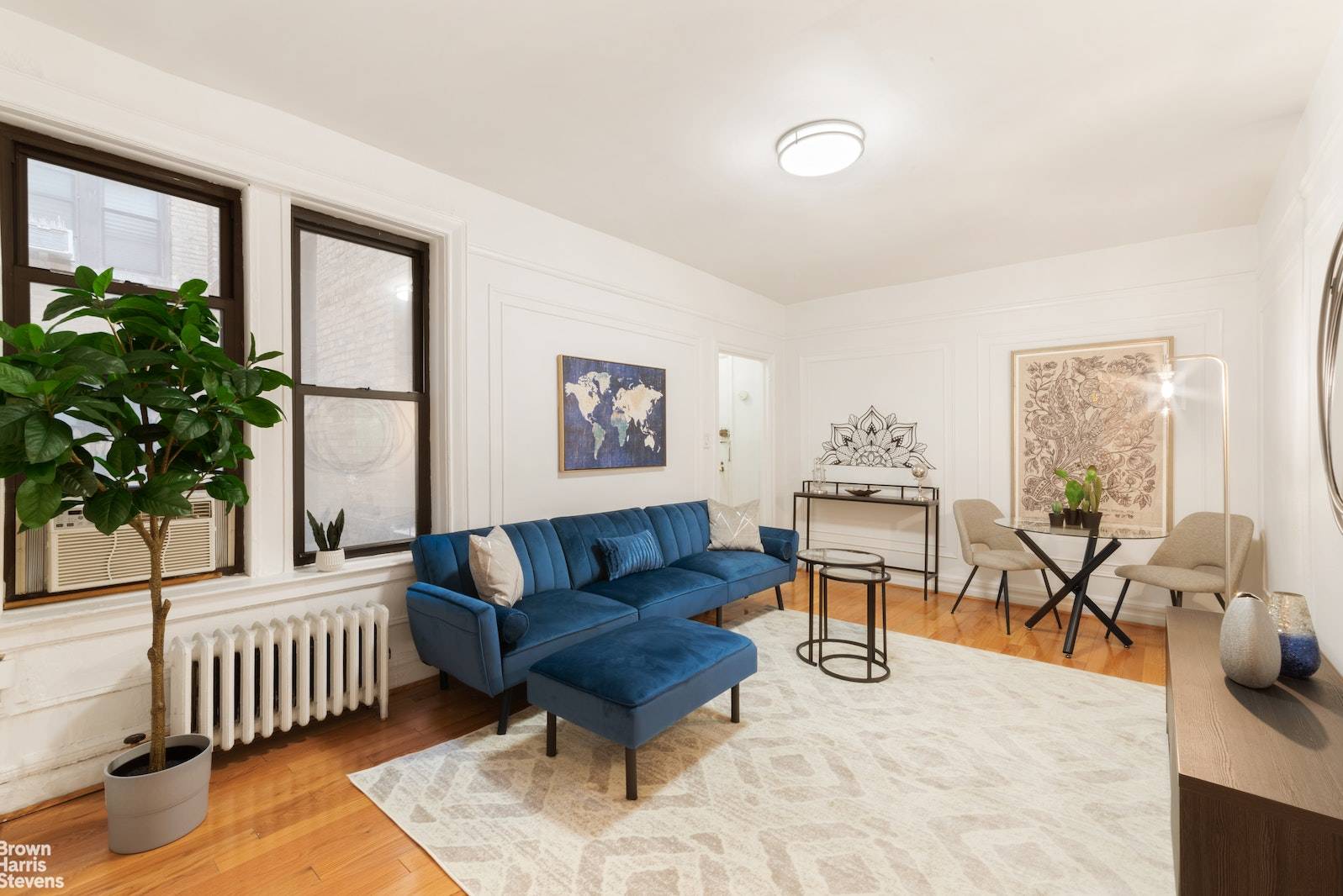 A charming Upper West Side one bedroom for the price of a studio and, with low maintenance of 1, 055 month, less than the cost of renting !