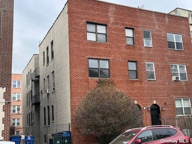 Well kept, six family building in a great location, Excellent condition Four two bedroom box rooms apartments, one three bedroom and one bed apt Oil Heat, One block from the ...