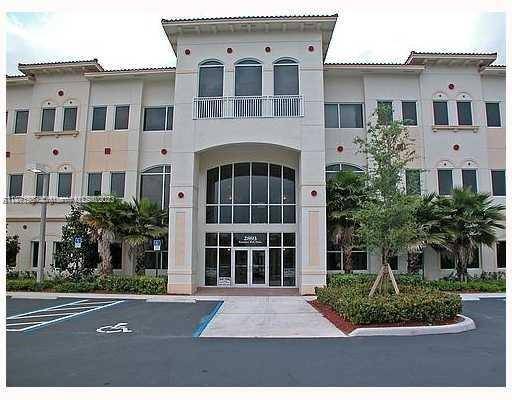 OFFICE SPACE IN WESTON ! !