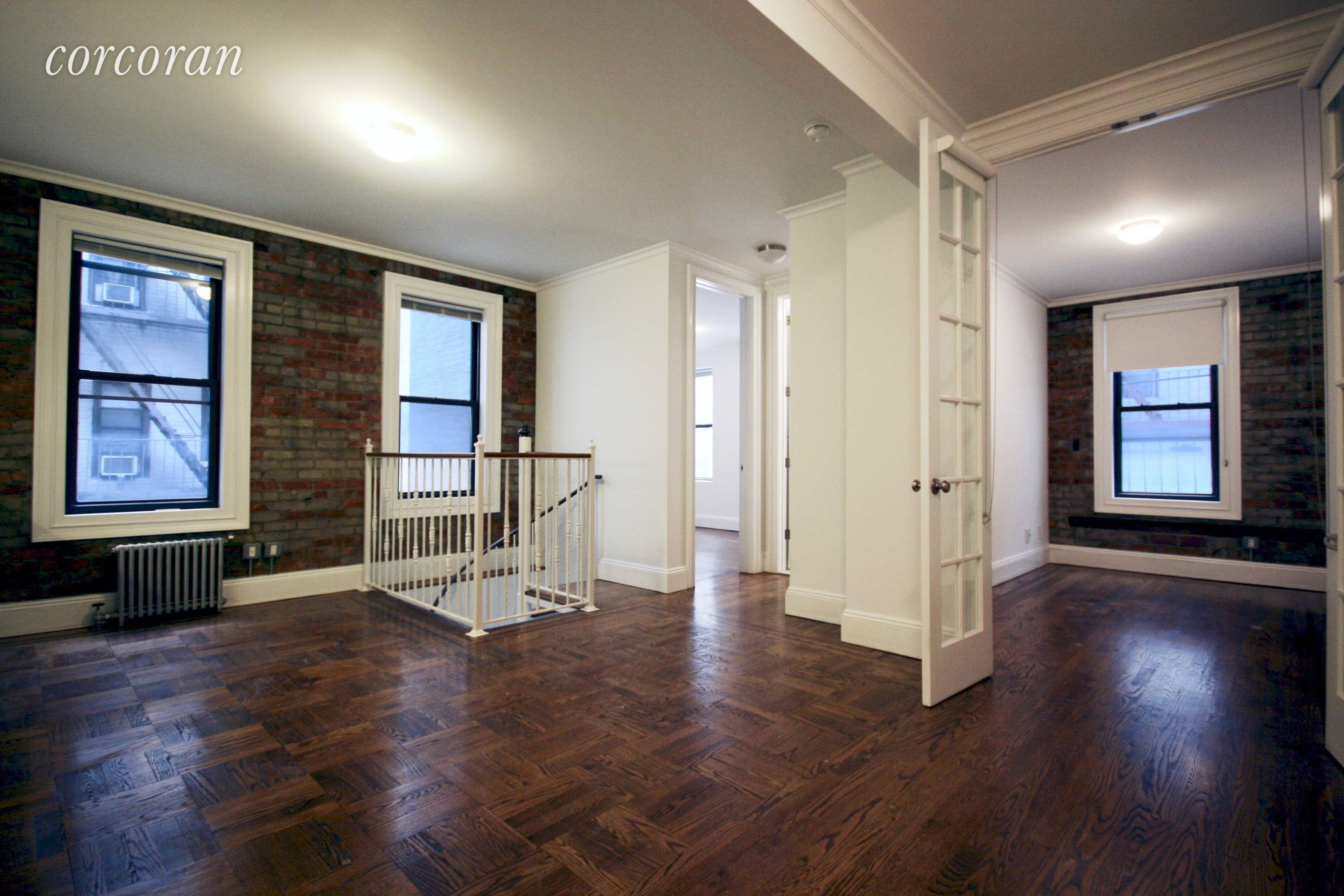 Presenting a rare resale duplex with outdoor terrace at Astoria Lights !