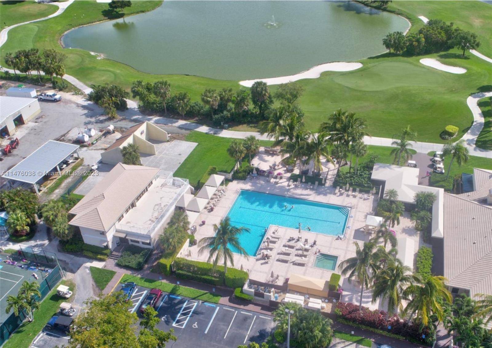 Fantastic 2 bedroom 2 bath END unit FURNISHED condo perfectly situated on the golf coarse in Indian Springs.
