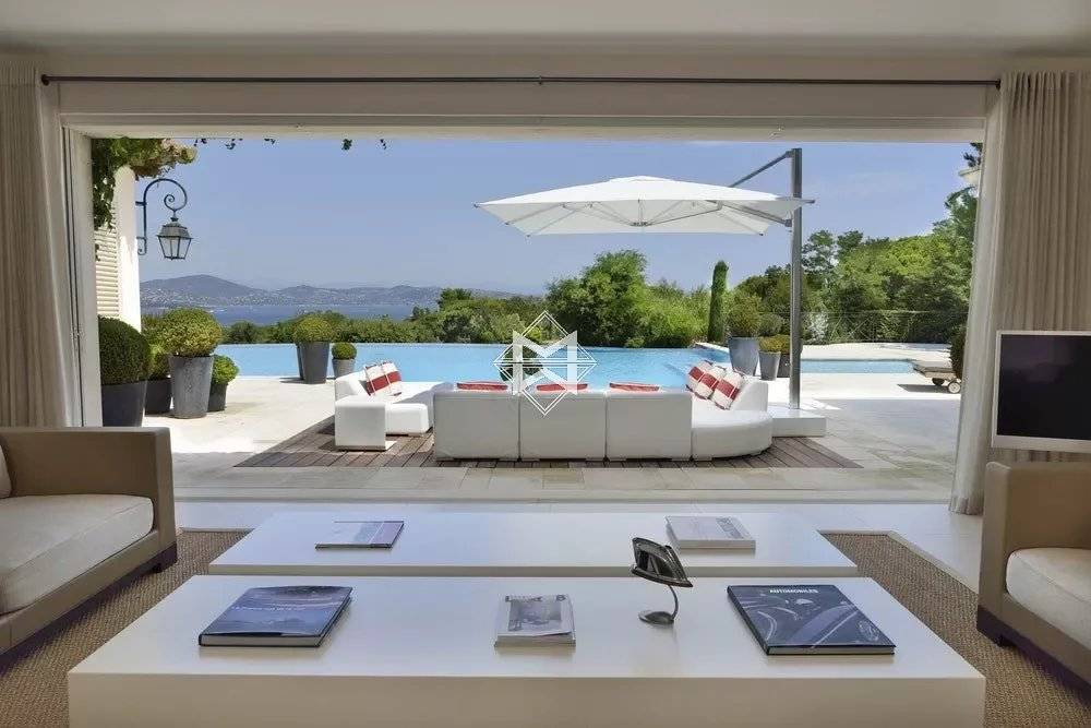 Property in the Parks of Saint-Tropez