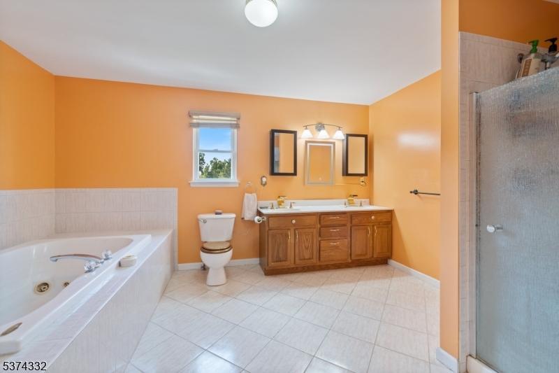 En--suite Bathroom