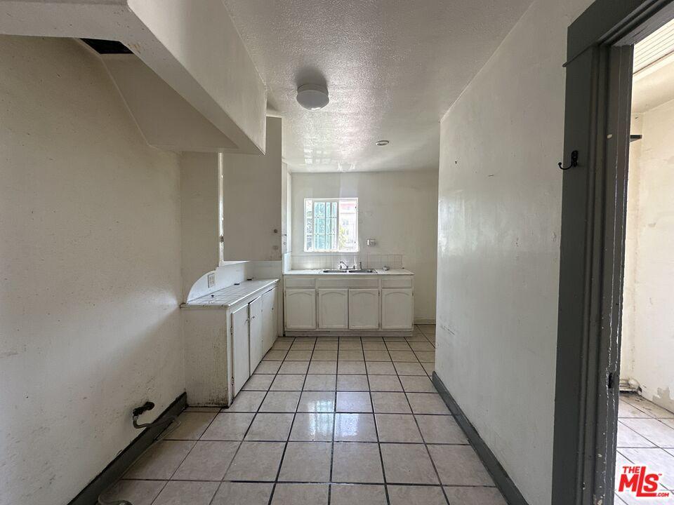 Upstairs - 2 Bedroom