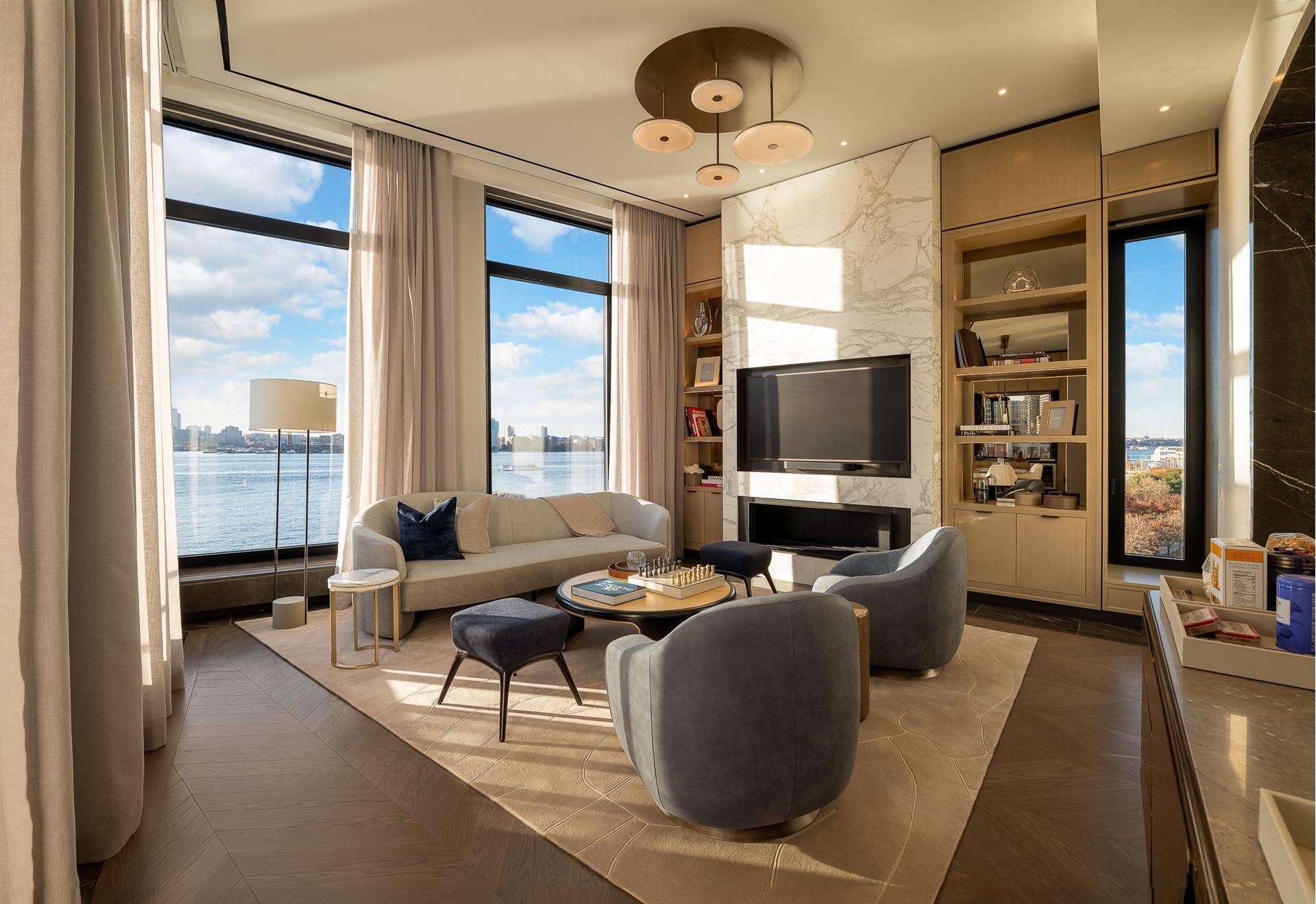 Crown Jewel Hotel Penthouse on West Village Waterfront Introducing the extraordinary turnkey Penthouse and the singular condominium available for purchase atop Maison Hudson, downtown's newest and most exclusive hotel particulier ...