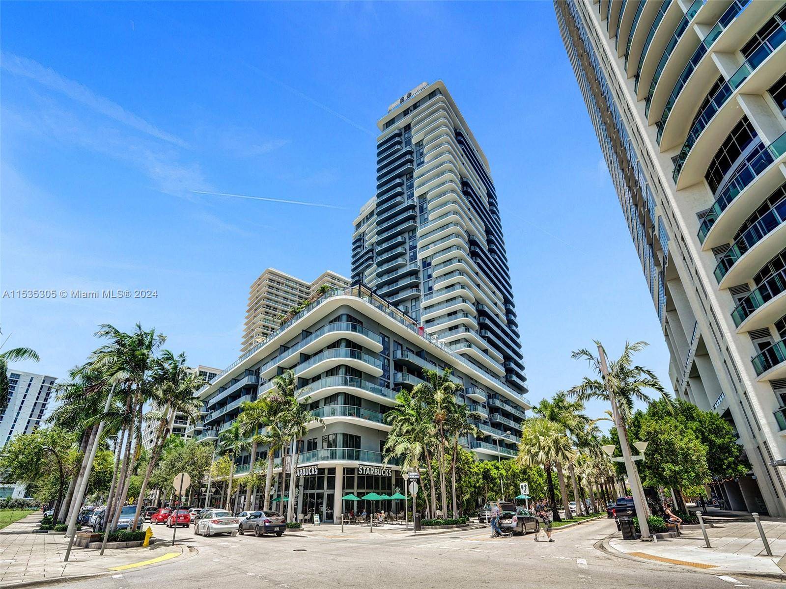 Hyde Suites Residences Beautiful corner apartment 2 bed and 2bath with wrap up balcony in Midtown Art Area.