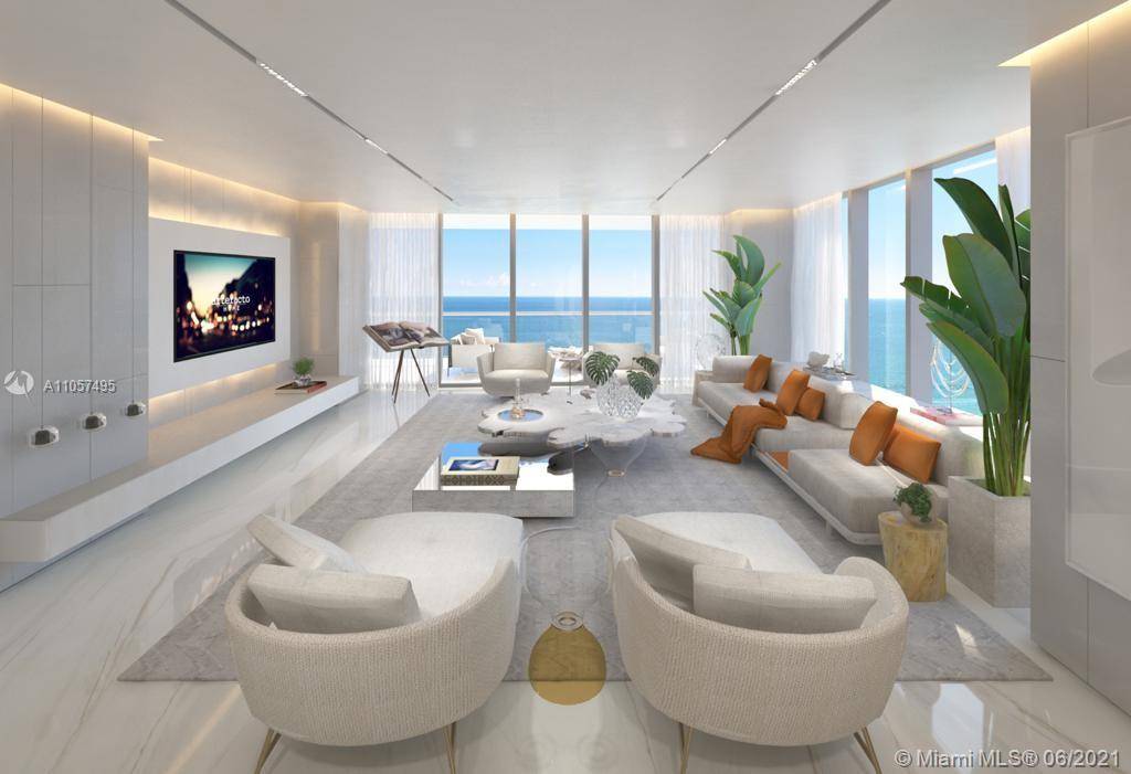 STUNNING RESIDENCE WITH BREATHTAKING VIEWS FROM THE 43TH FLOOR IN THE BRAND NEW TURNBERRY OCEAN CLUB.