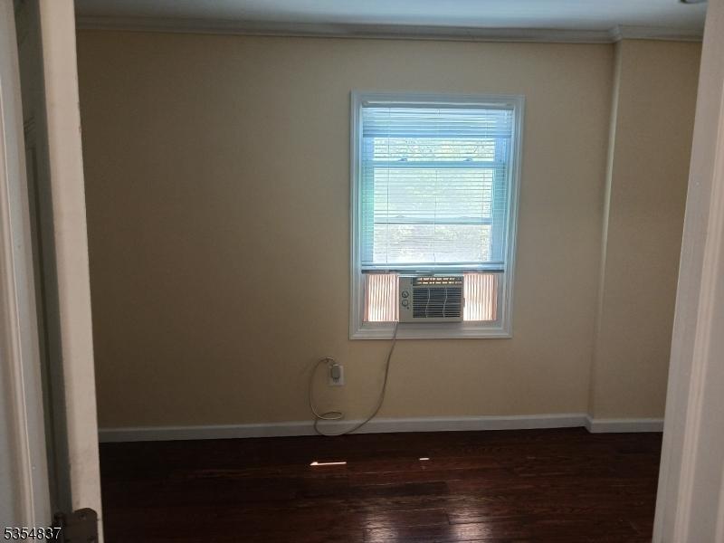 Apt 5 Bedroom 2