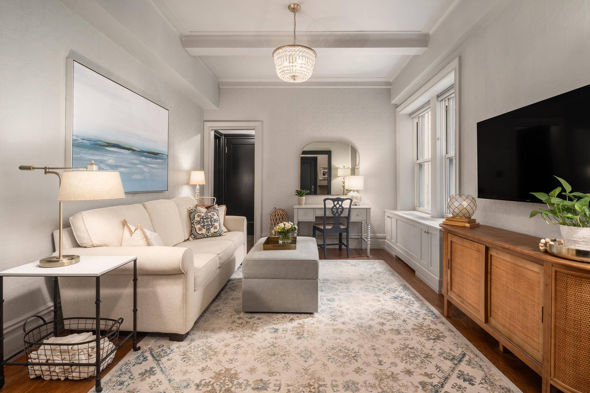 Welcome to residence 5A, a move in ready one bedroom in the heart of the Upper West Side.