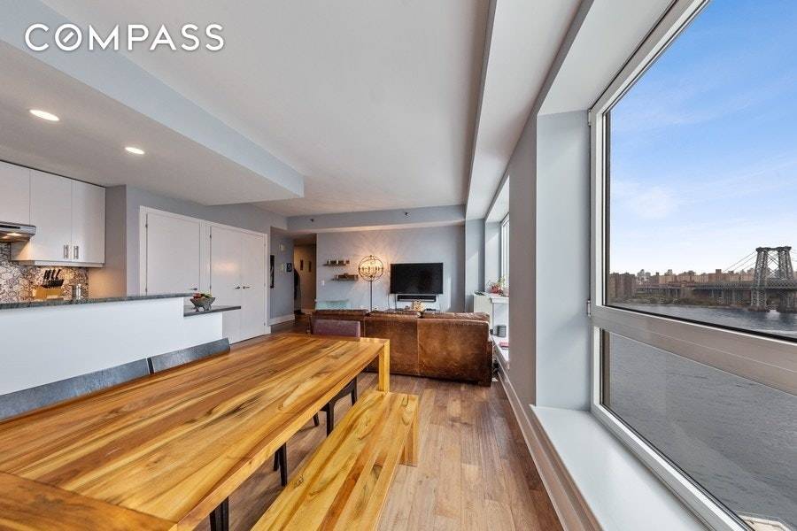 Come see this exquisite residence located at Schaefer Landing North, a luxury condominium on the East River waterfront in New York City's trendiest neighborhood, Williamsburg Brooklyn.