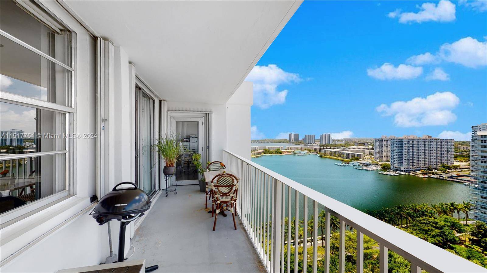 Penthouse beautifully remodeled split unit of 2 2 with high ceiling large balcony overlooking West.