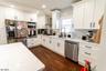 Center Island/Breakfast Bar