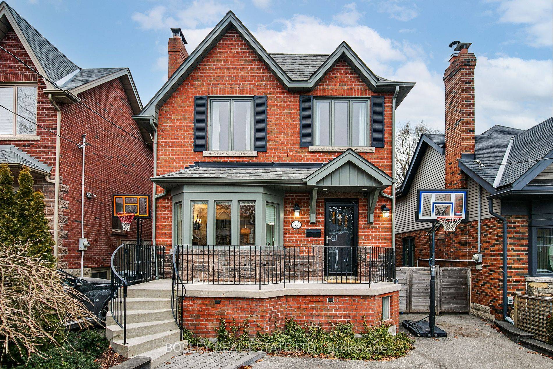 Introducing an enchanting red brick detached home nestled in coveted South Leaside.