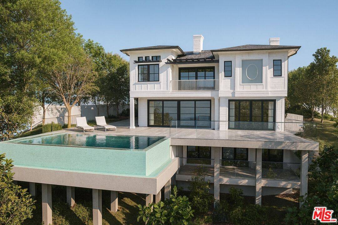 2120   Linda Flora Dr 4BR Bel Air La