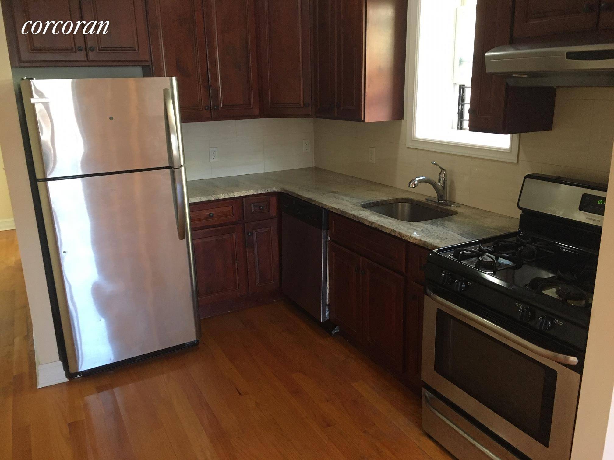 NEWLY RENOVATED SPACIOUS 3 BEDROOM 2 FULL BATH IN MIDDLE VILLAGE, QUEENS !