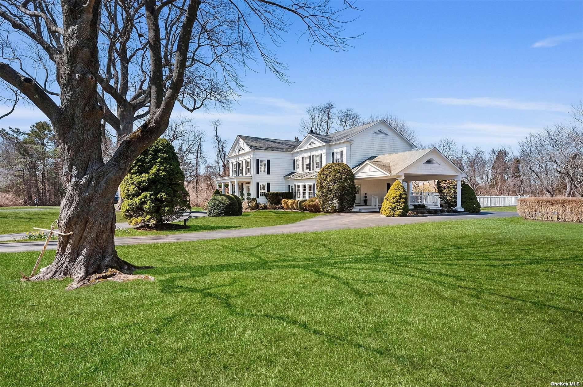 This rare 4. 5 acre estate in the heart of the Hamptons is a stunning property in a very desirable location showcasing an expansive gated compound in Water Mill, comprised ...