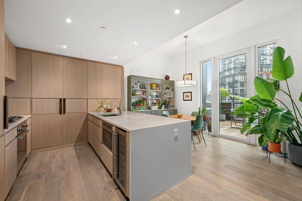 Elevated Living at The Brooklyn GroveExperience the epitome of contemporary urban living with this stunning two bedroom residence boasting dual exposure and a sprawling 411 square foot terrace.