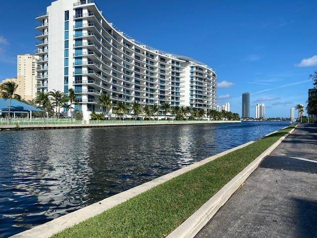LUXURY IN AVENTURA ENJOY THIS REMODELED, MODERN AND FURNISHED 2 BEDROOM, 2 BATHROOM CONDO COMPLETELY REMODELED PLENTY OF STORGE SPACE WASHER AND DRYER INSIDE THE UNIT ALL APPLIANCES ARE NEW ...