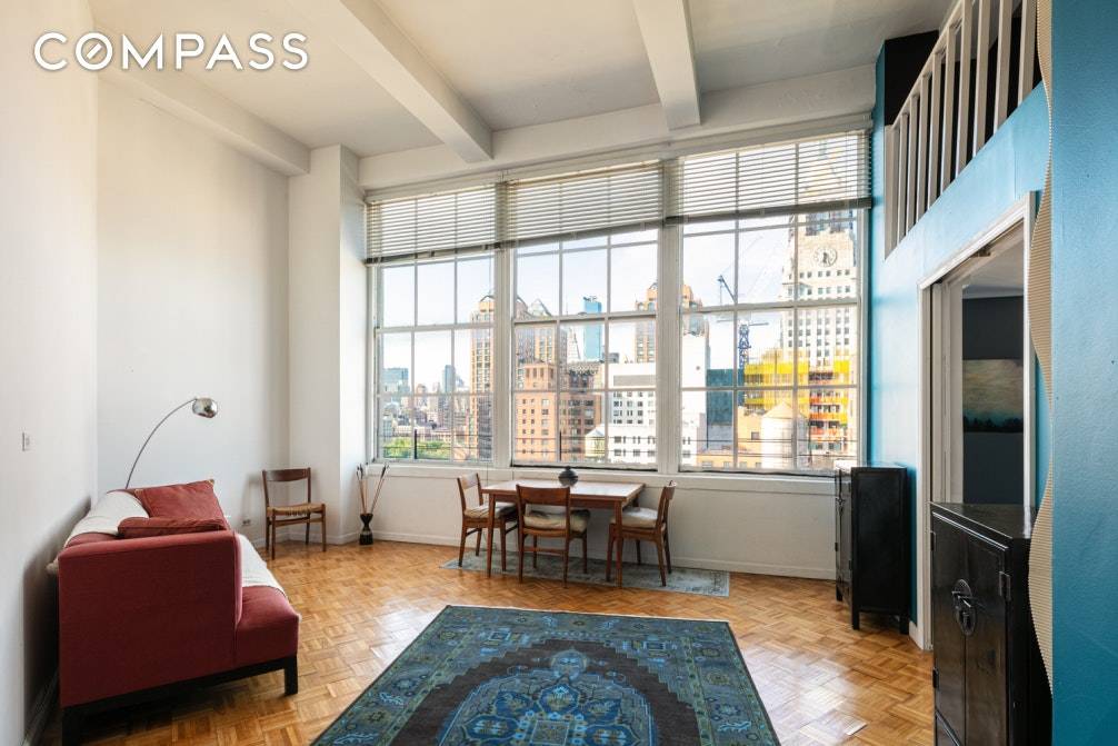Amazing loft for rent in the heart of Greenwich Village steps away from Union Square !