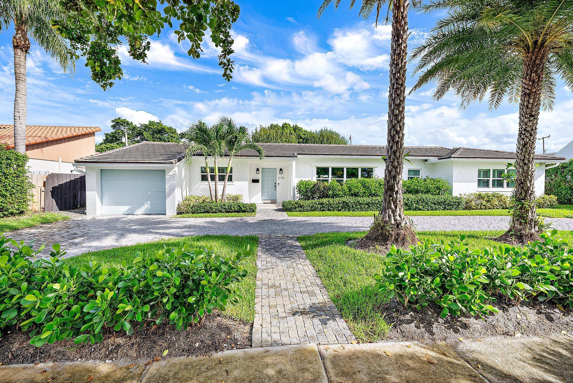 This fully redone, furnished home in the highly desirable SoSo neighborhood embraces Florida living.