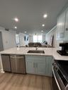 1105 Kitchen pic