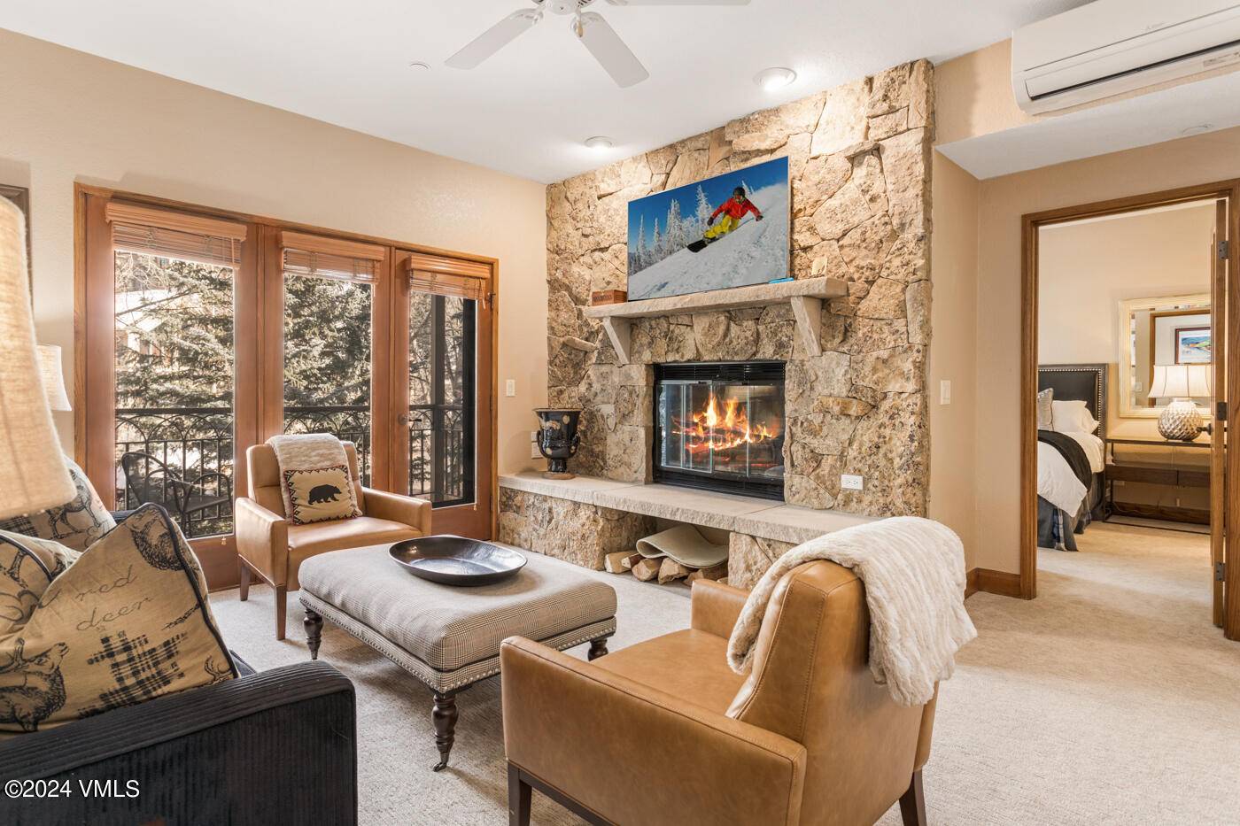 This nicely appointed and finished two bedroom Beaver Creek Charter condo features lock off capabilities along with an extra bathroom for excellent rental flexibility.
