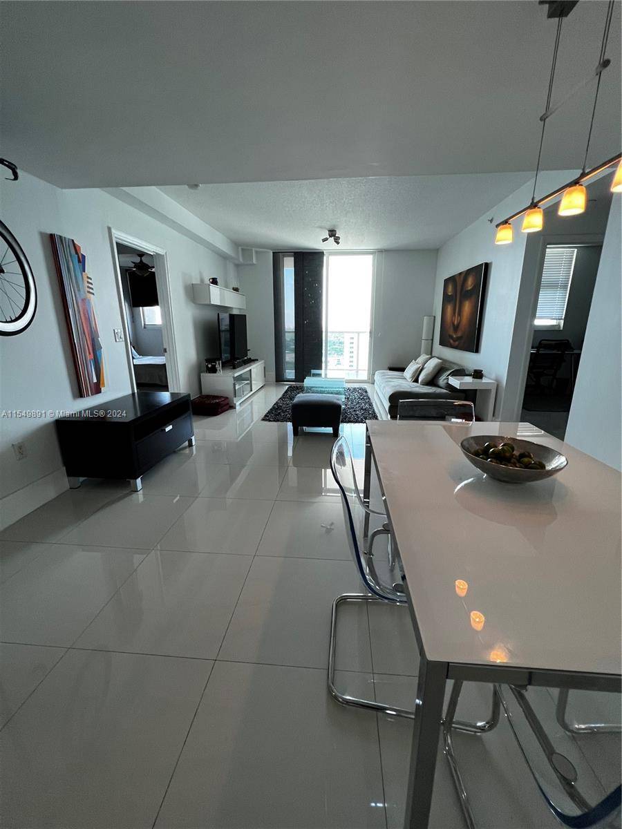 Impeccable 2 bedroom 2 bathroom apartment for rent in The Vue Brickell.