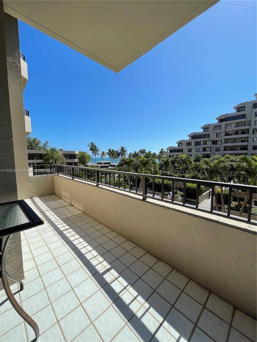 Beautiful unit at the exclusive Key Colony Complex, 2BR 2BA beachfront condominium, locater at Oceansound, one of the nearest building to the beach.
