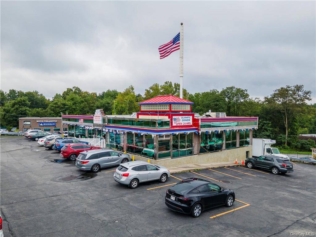 Welcome to Mahopac's premier diner, now available for sale !