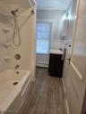 2nd fl main bathroom
