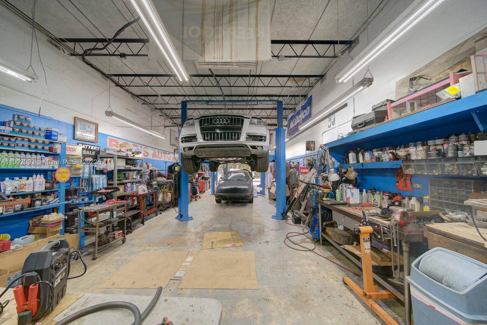 Unlock a lucrative opportunity with this established auto repair shop in Davie, Broward County, Florida.