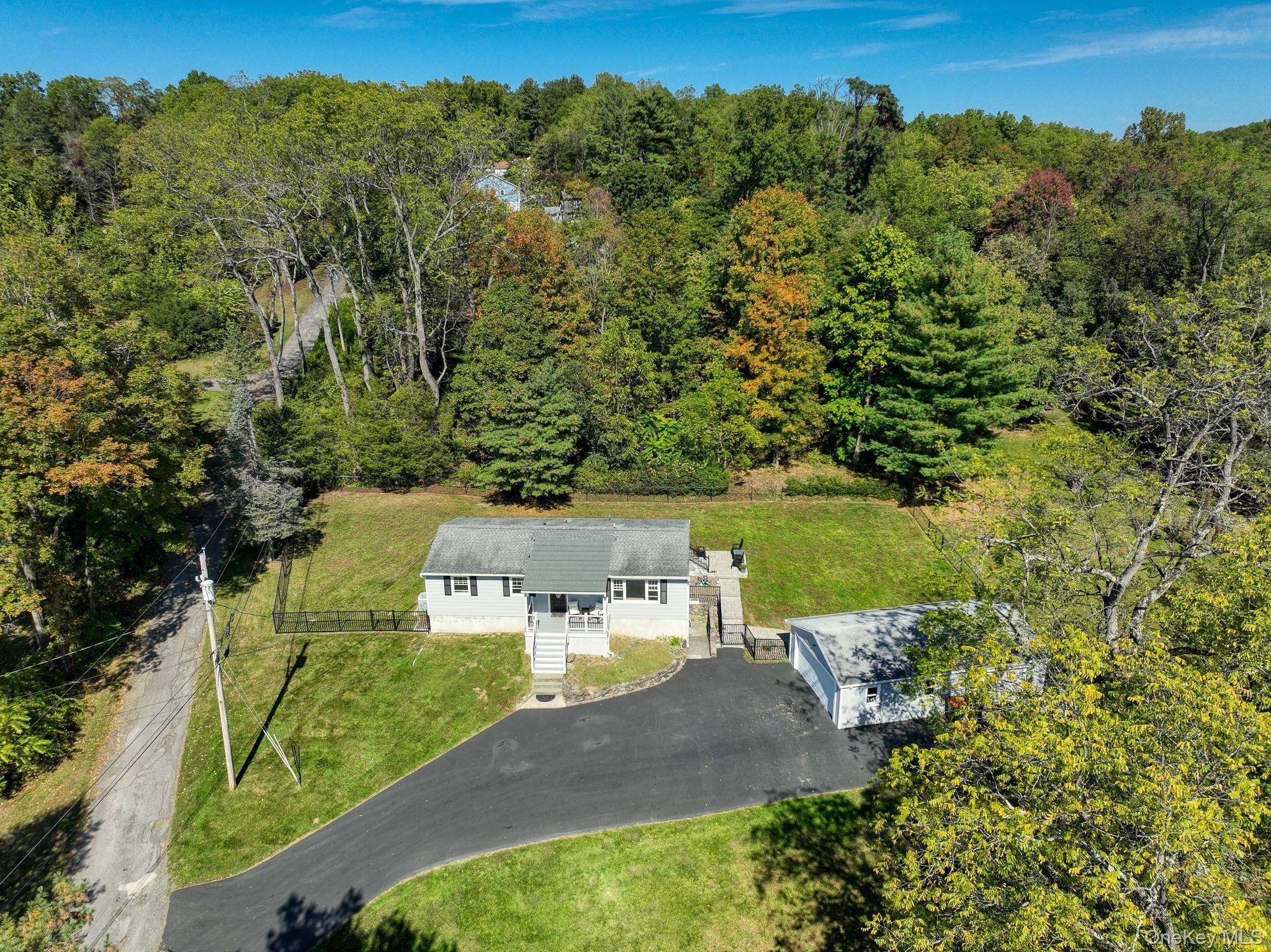 Welcome to 174 Smithtown Rd in Fishkill, NY !