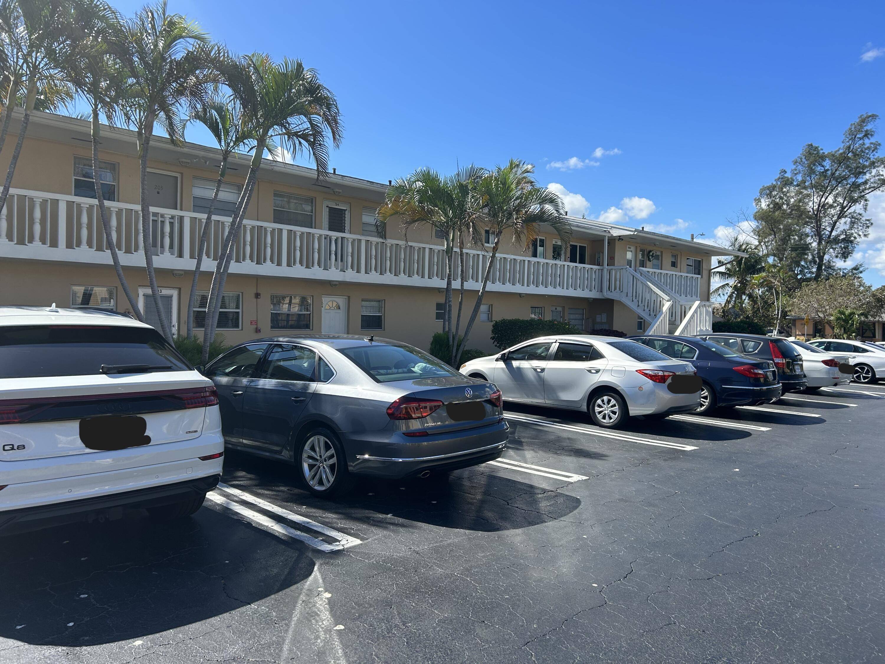 Indulge in the perfect blend of comfort and sunshine with this well maintained, award winning one bedroom condo nestled in the heart of sunny South Florida.