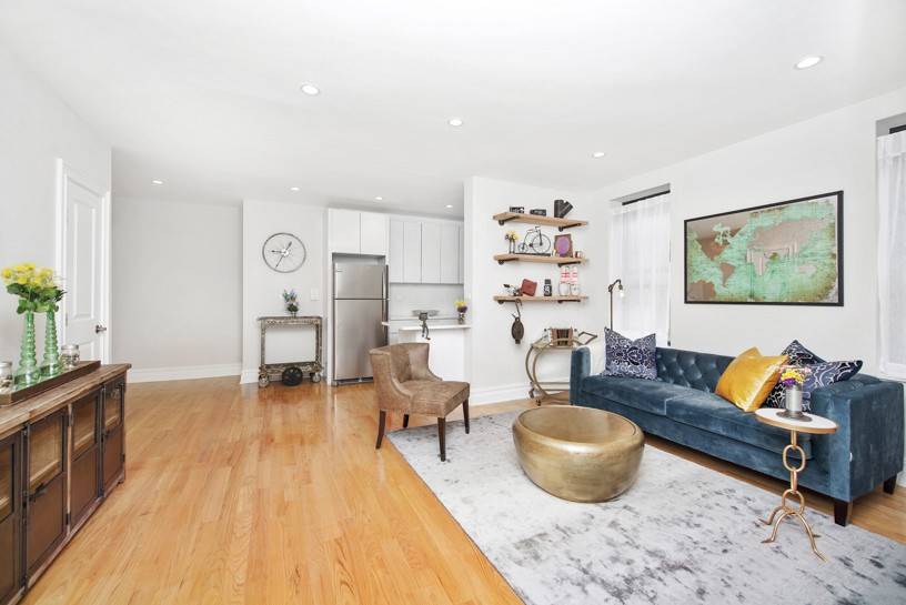 Gut renovated 1 bedroom in recent condo conversion with SIX closets !