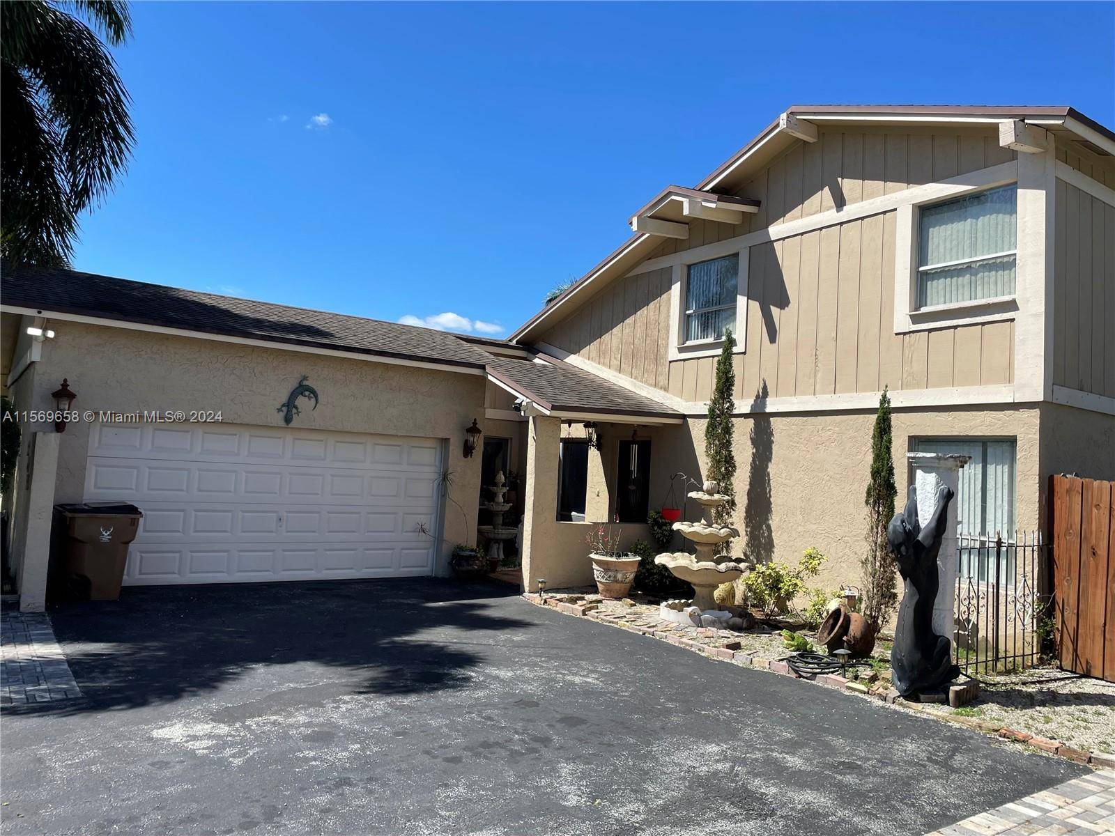 Don't miss out on this stunning 3 bedroom, 2 bathroom house conveniently located near shops, restaurants, and the beach, just minutes from the Brightline train station.