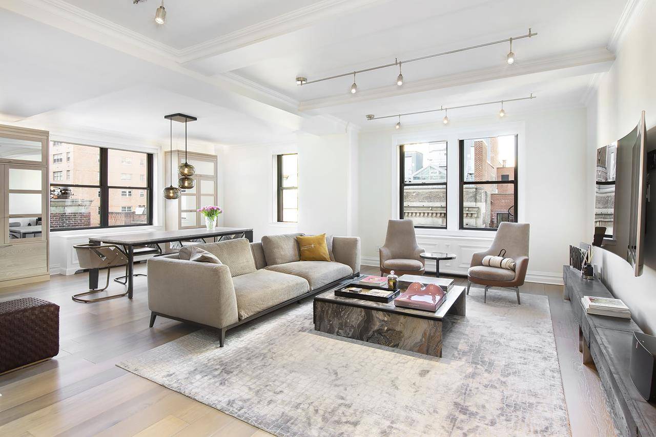 Rare opportunity to own a meticulously renovated and perfectly configured three bedroom, three bathroom home at one of the only prewar condominiums on Park Avenue.