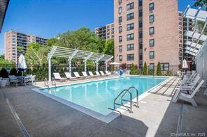 Enjoy downtown living w the convenience of an apt and the comfort of a home.