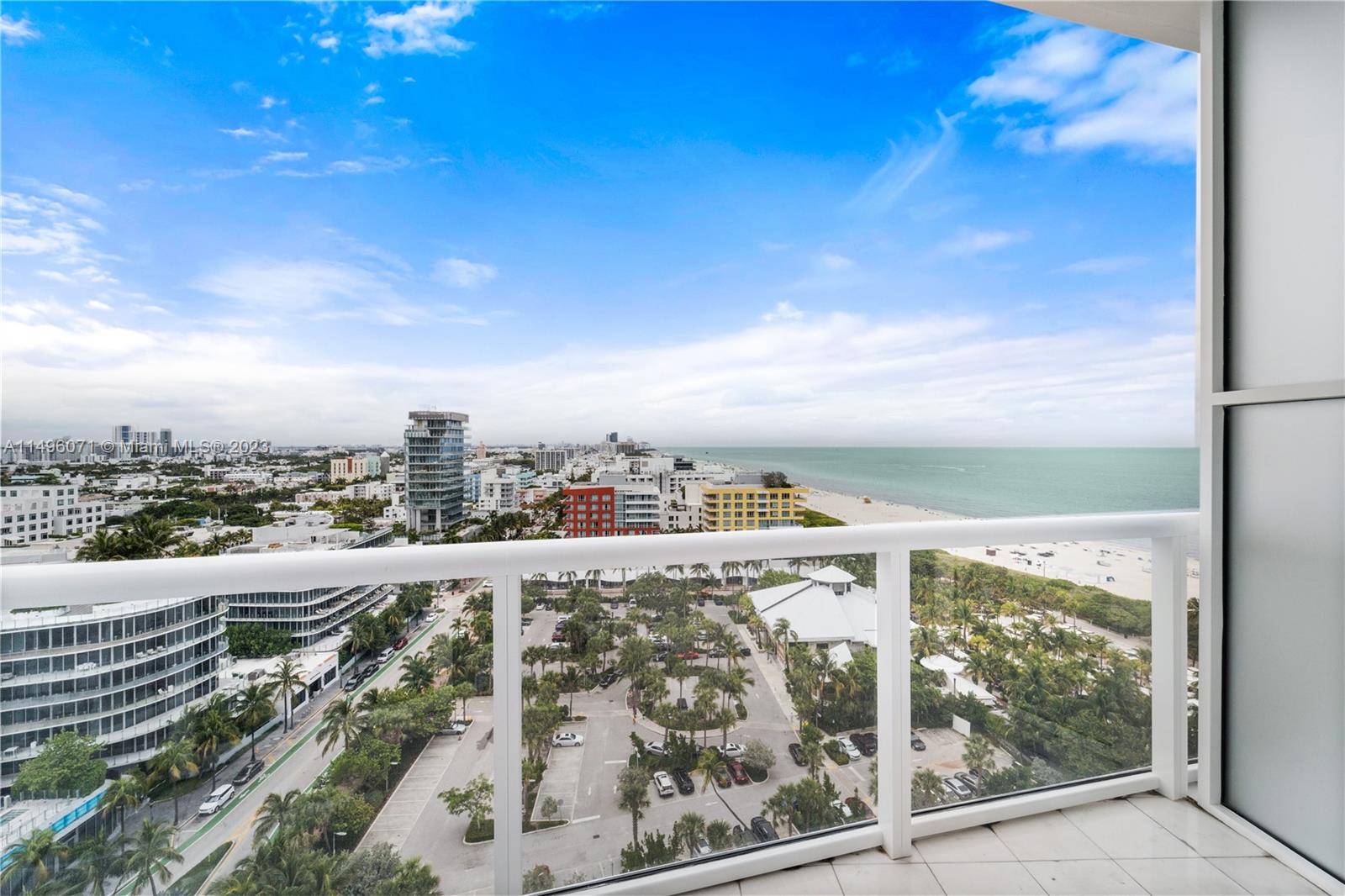 Welcome to the epitome of luxury living at Continuum in Miami Beach's most prestigious South of Fifth neighborhood.