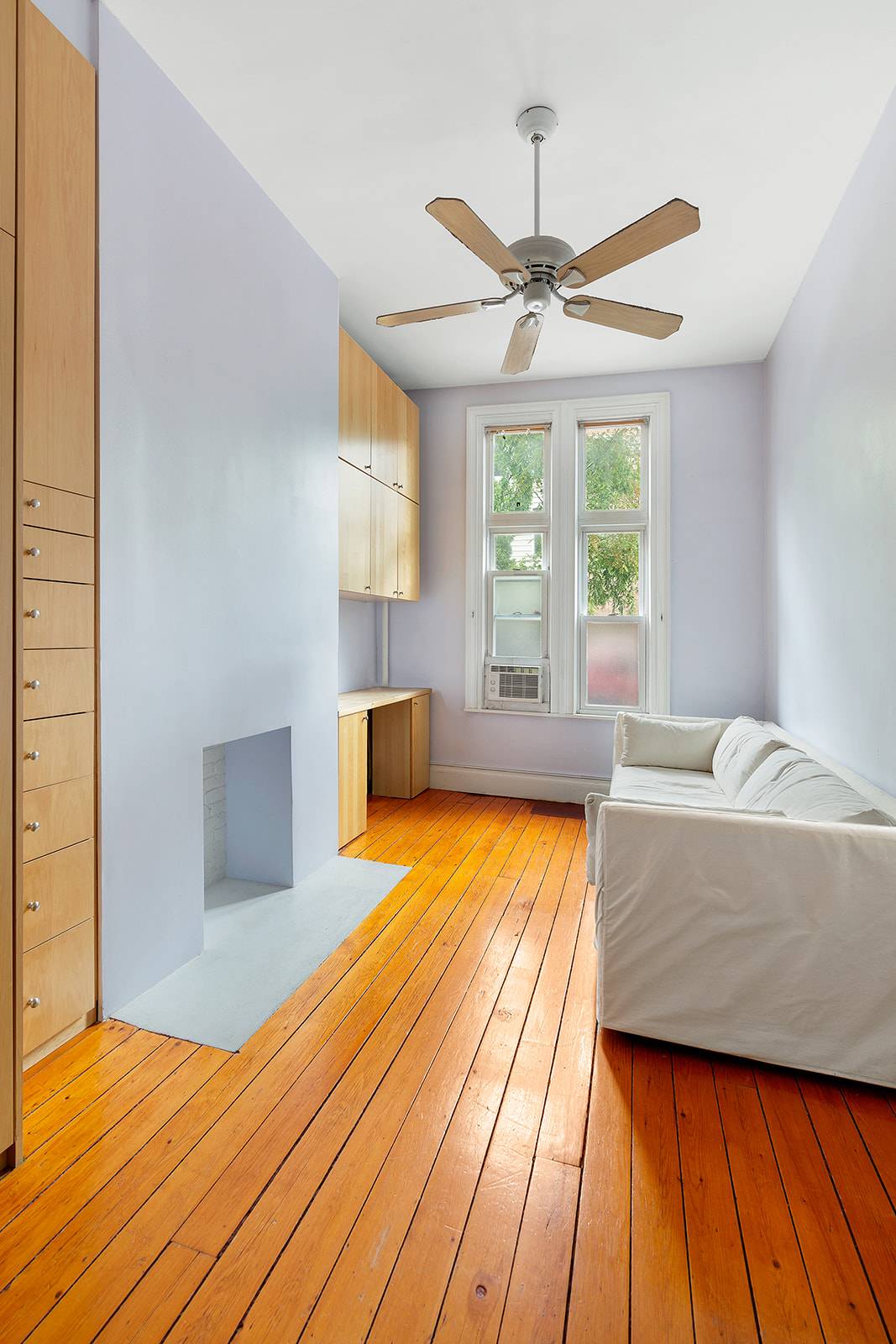 This generously sized pre war one bedroom 1BR home in original condition, is ideally situated at 152 North 9th Street, a desirable residential block in Northside Williamsburg !