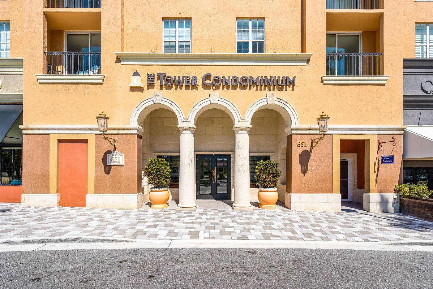 Newly renovated and tastefully furnished two bedroom, two bathroom penthouse level condo located in the heart of downtown West Palm Beach's The Square.