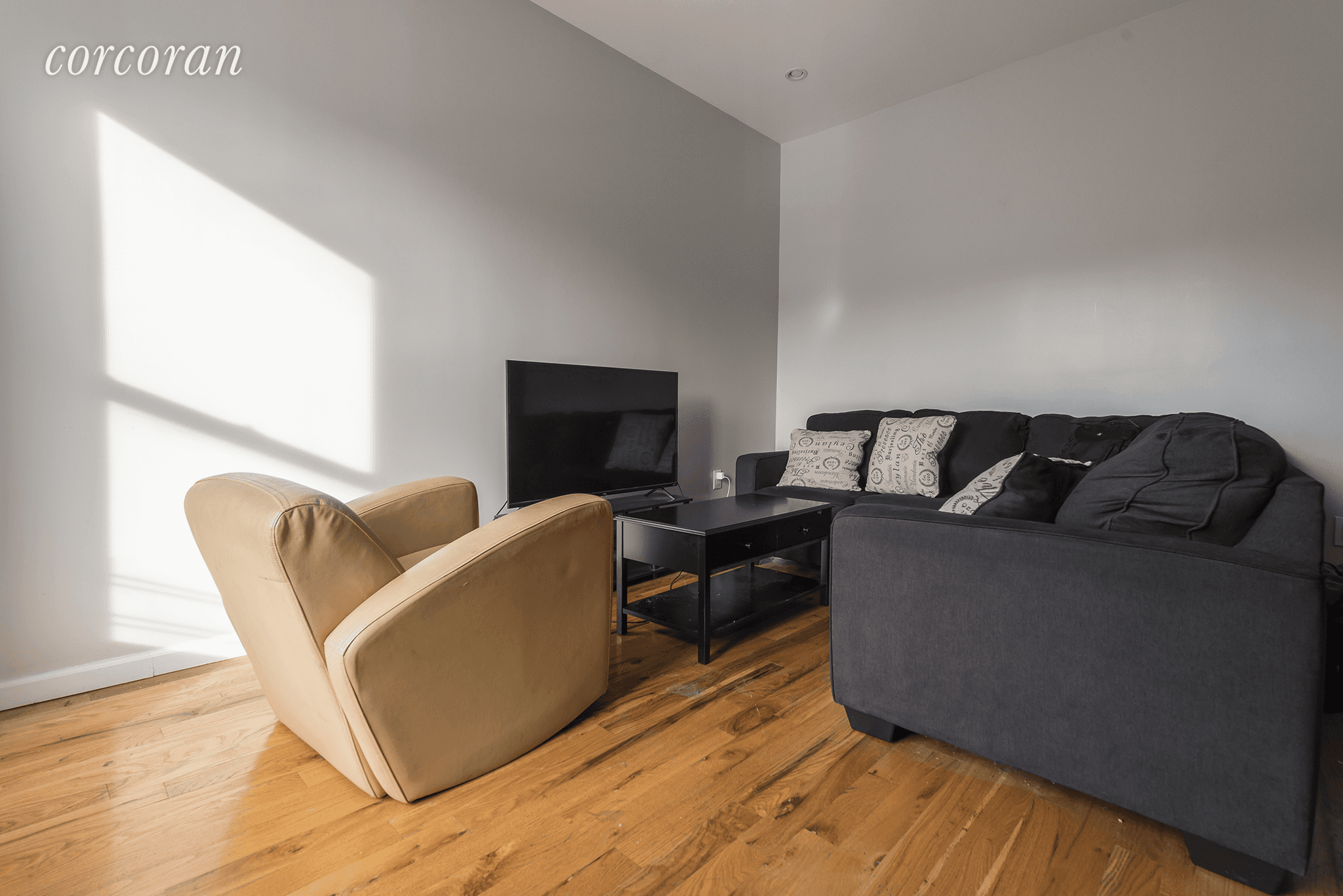 Come and see this spacious and sunny 2 bedrooms and 1 bathroom apartment located right by the Nostrand Avenue A C train station !