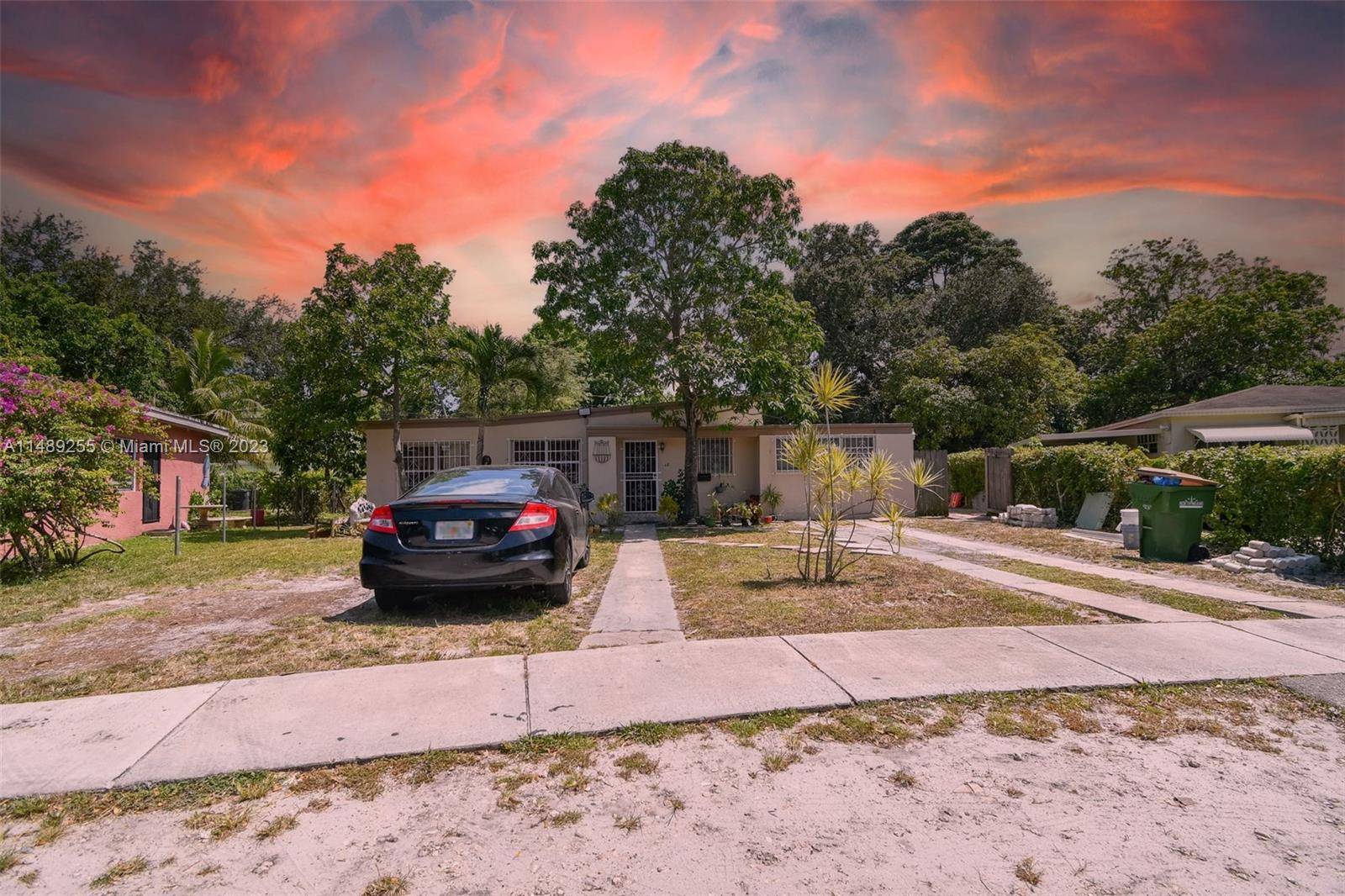 One story great home with a huge backyard located in the Heart of North Miami This is the perfect home for a Lovely Family or Investor There is a Great ...