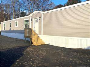 Nice BRAND NEW Mobile Home in Valley View Park in Mansfield, CT.
