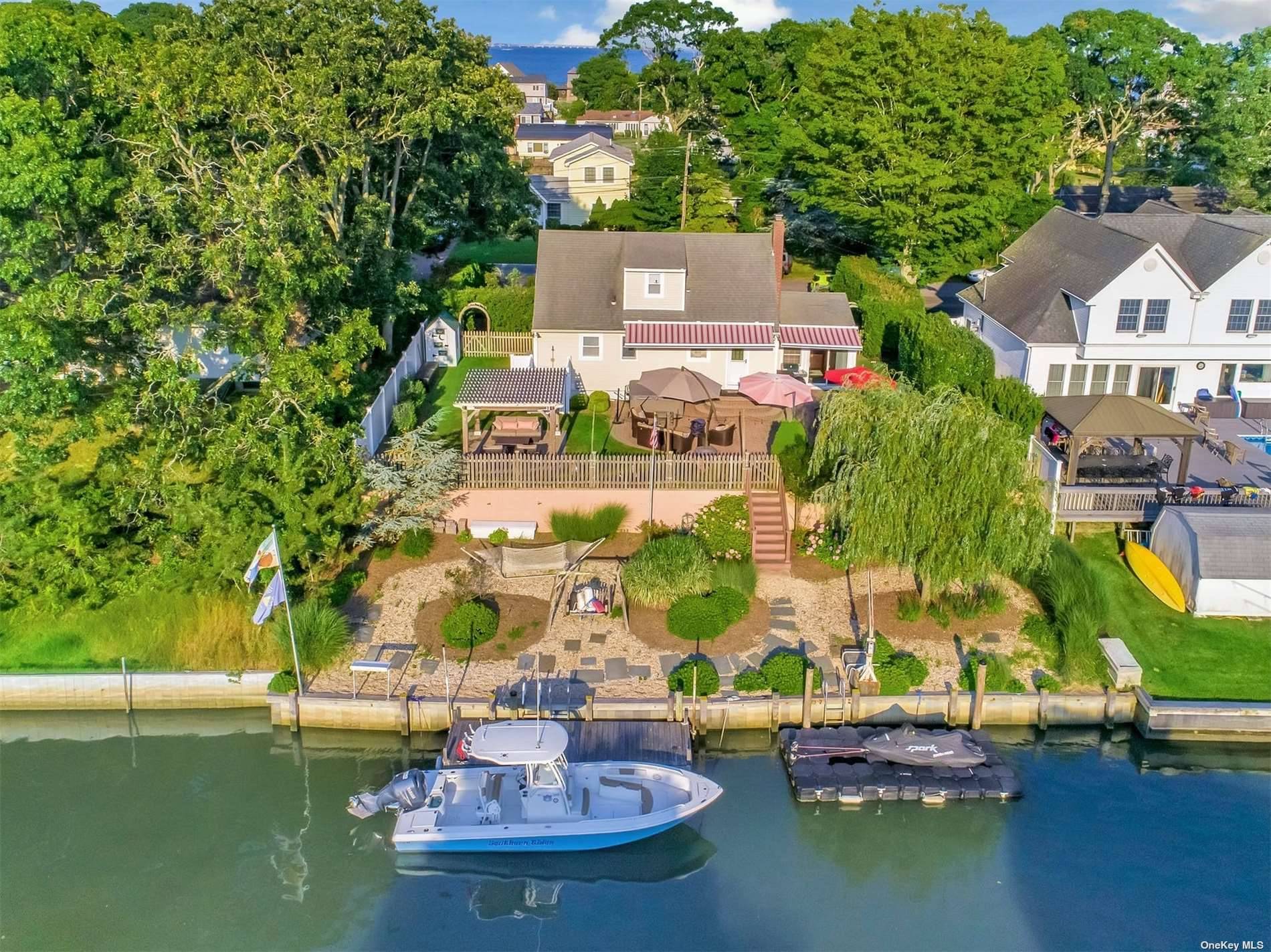 Located on Shinnecock Bay tucked away in the southern part of East Quogue is this private community.