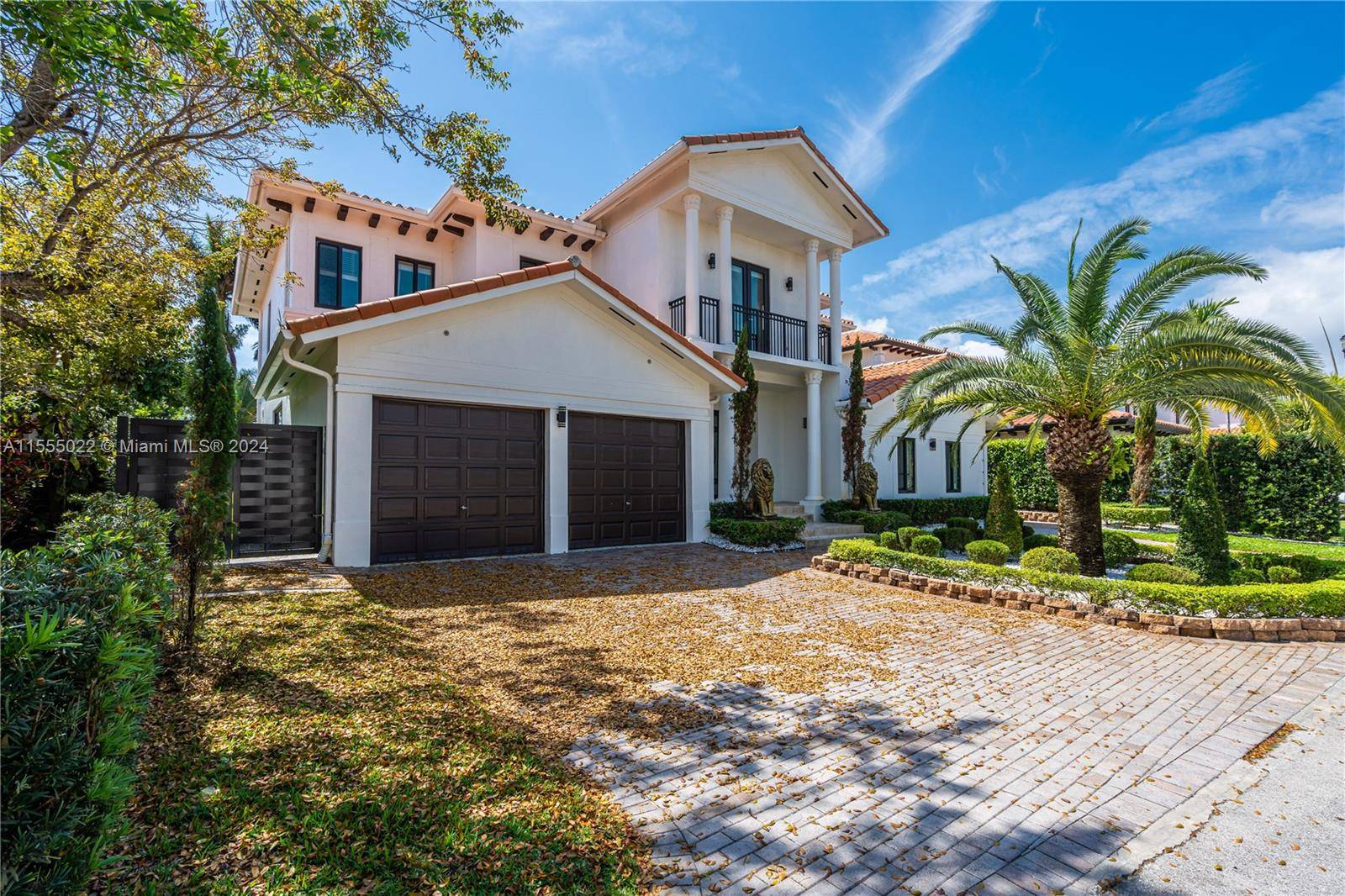 Experience luxurious contemporary living in this fully updated Cutler Cay masterpiece !